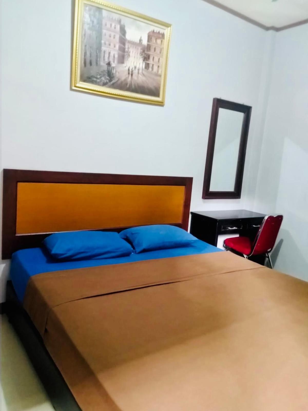 Tw Penginapan Cianjur Esterno foto